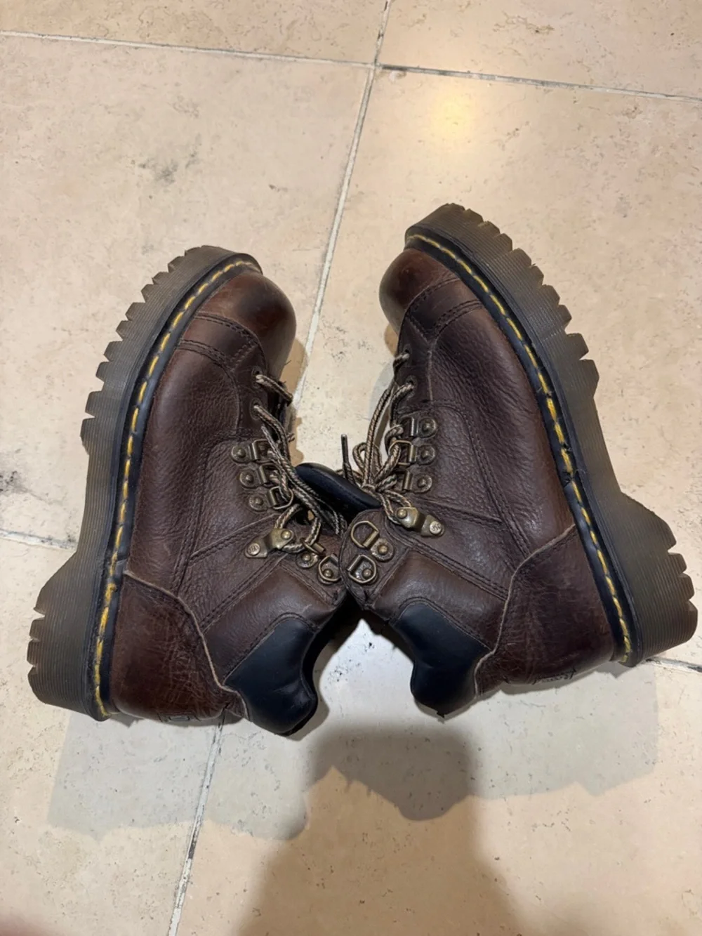 Dr. Martens sturdy dr